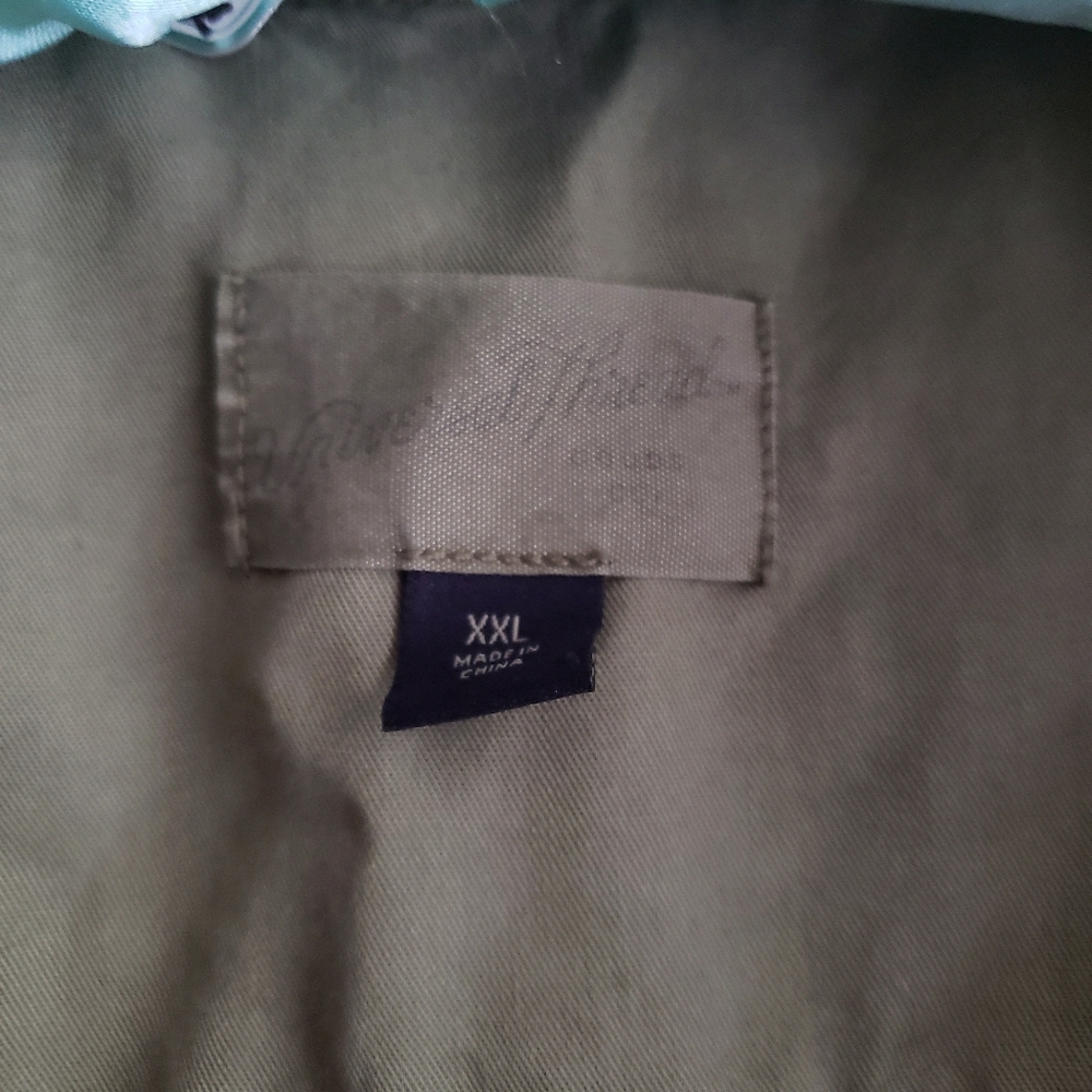 Universal Thread Green Top - Picture 3 of 3